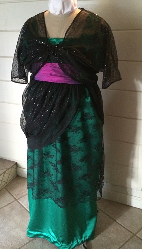 1910s Reproduction Green and Black Evening Dress With Wrap