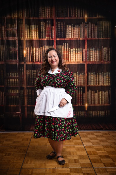 Reproduction 1950s Housewives Dress. Laughing Moon #134 Shirtwaist Dress. Photo by Mark Edwards Photographer.