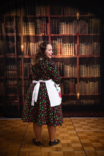 Reproduction 1950s Housewives Dress. Laughing Moon #134 Shirtwaist Dress. Photo by Mark Edwards Photographer.