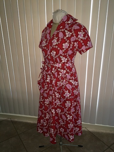 1950s reproduction retro Red Hawaiian Dress Butterick B6055 Left 3/4 View