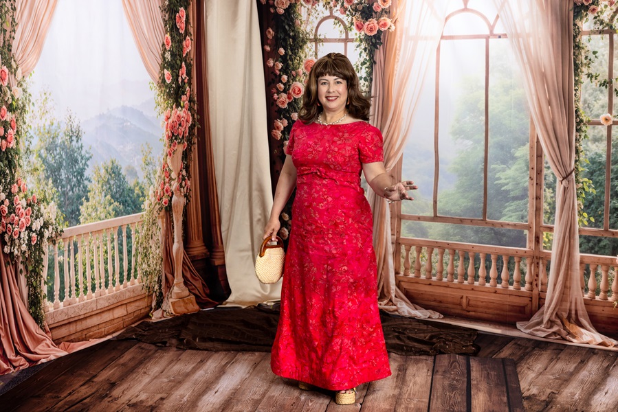 Reproduction 1963 Red Hibiscus Dress at Costume College 2024. Vogue V1965. Photo by Mark Edwards Photographer.