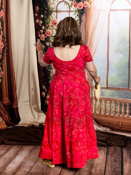 Reproduction 1963 Red Hibiscus Dress at Costume College 2024. Vogue V1965. Photo by Mark Edwards Photographer.