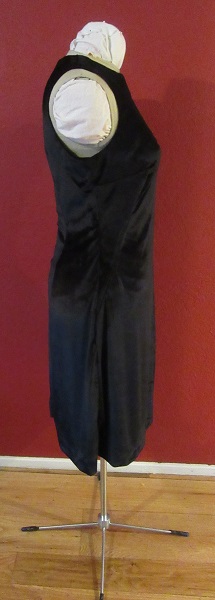 1966 Reproduction Simplicity 1609 Black Velvet Dress Right