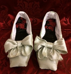 Reproduction Regency Ice Green Dance Slippers.