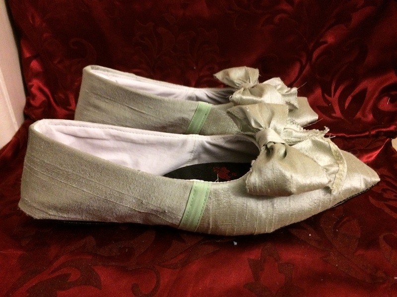 Reproduction Regency Ice Green Dance Slippers Right