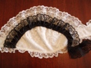 How to make a Victorian day cap: Add more lace 